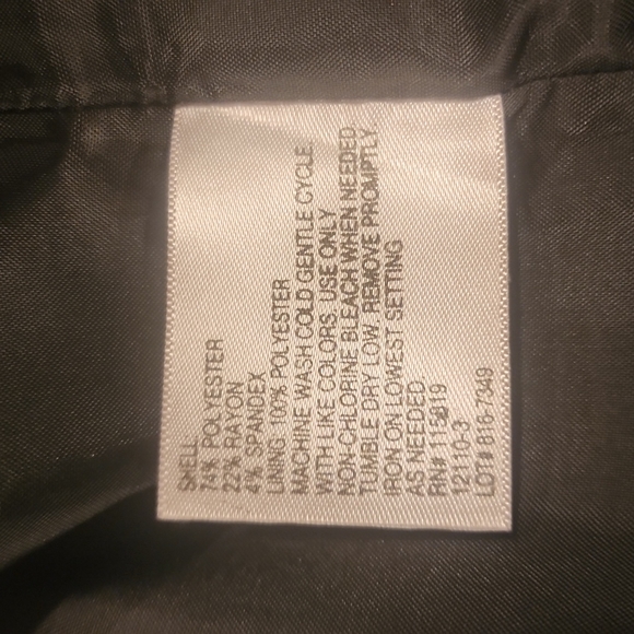 Skirt - Picture 4 of 4